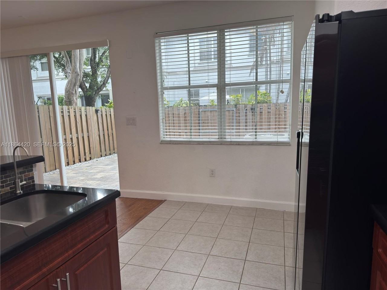 7862 Northwest 109th Path - Photo 5 of 38