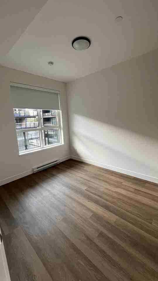 7728 119A St - Photo 3 of 11