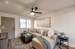 featured image of 1827 E Lemon St