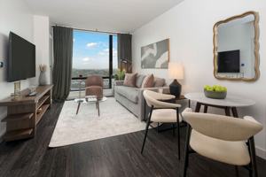 featured image of 10 New St #1058