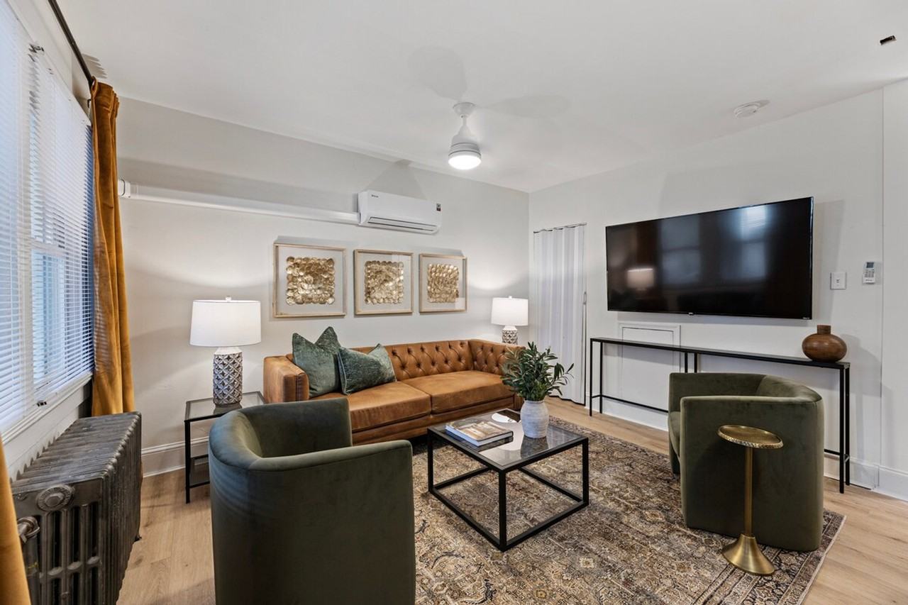 1500 Ridge Pl Se #1491693P - Photo 3 of 12