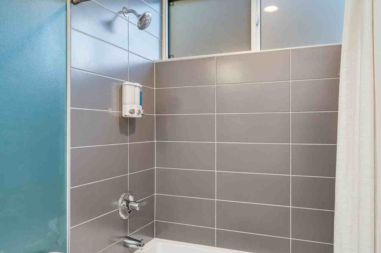 764A Belmont Pl E #1035944P - Photo 3 of 42