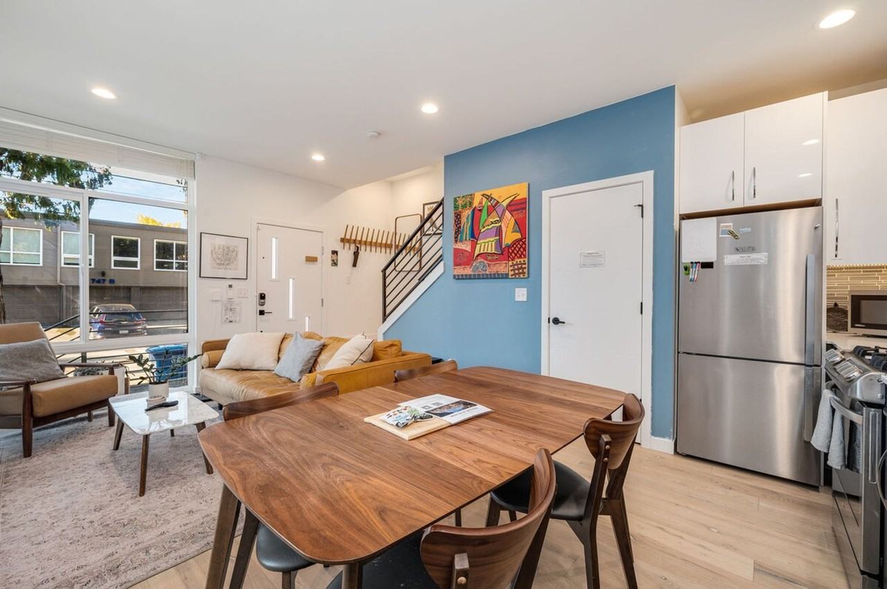 764A Belmont Pl E #1035944P - Photo 4 of 42