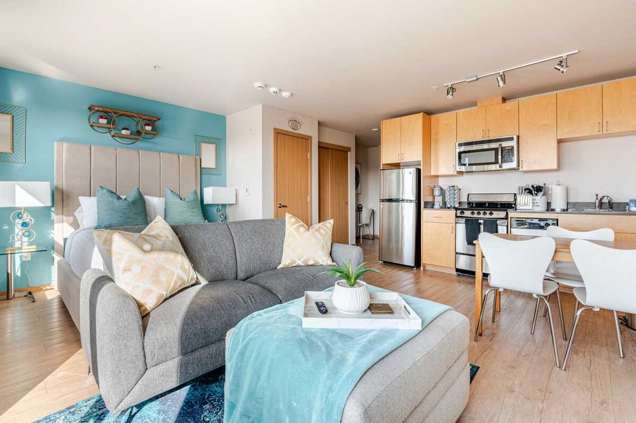 2806 17th Ave S #1284568P - Photo 5 of 44