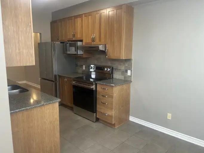 511 Strasbourg St - Photo 3 of 15