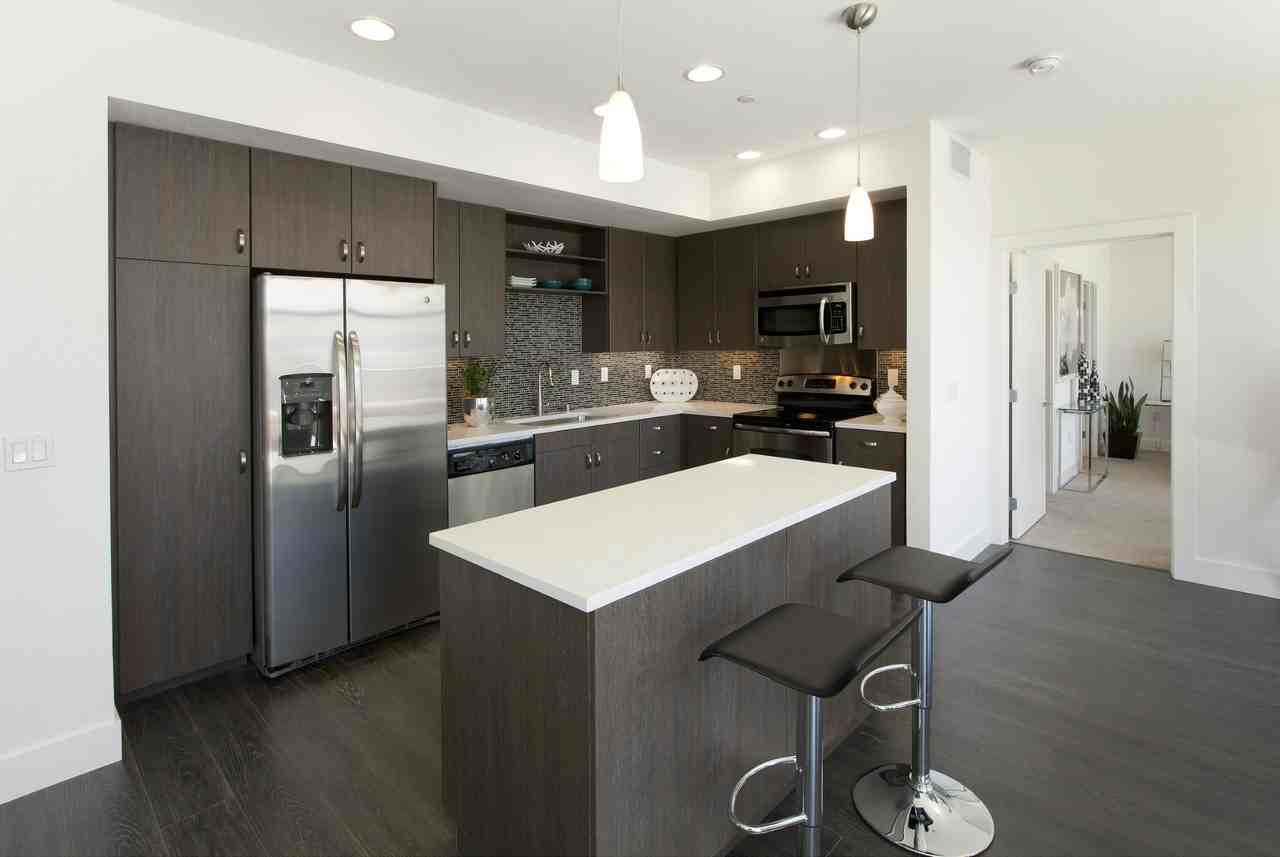 1595 Pacific Ave #504 - Photo 4 of 10