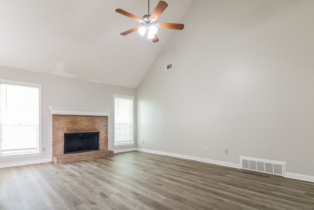 8538 Overcup Oaks Dr - Photo 4 of 16