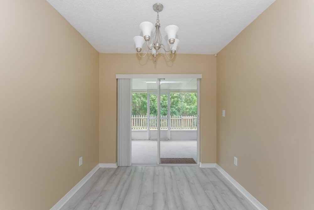 6719 Summer Cove Dr - Photo 6 of 16