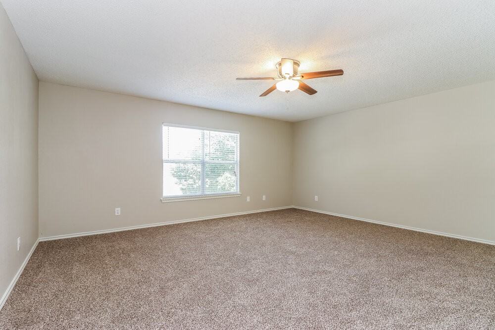 3156 Pine Valley Dr - Photo 7 of 15