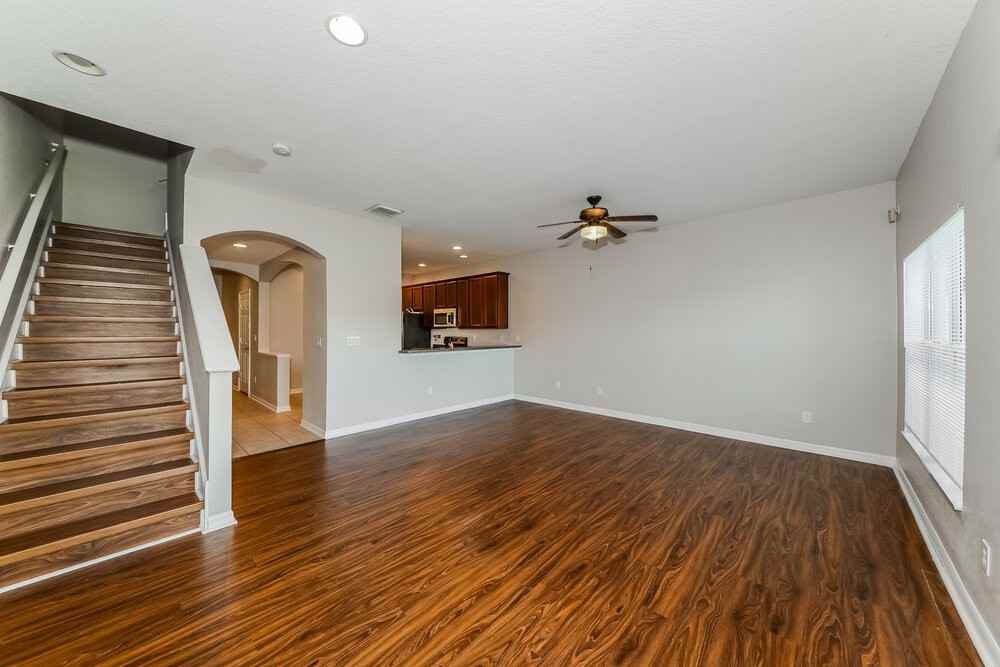 11510 84Th Cir E #102 - Photo 4 of 17