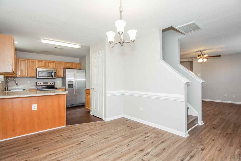 1405 Braveheart Ln - Photo 6 of 17