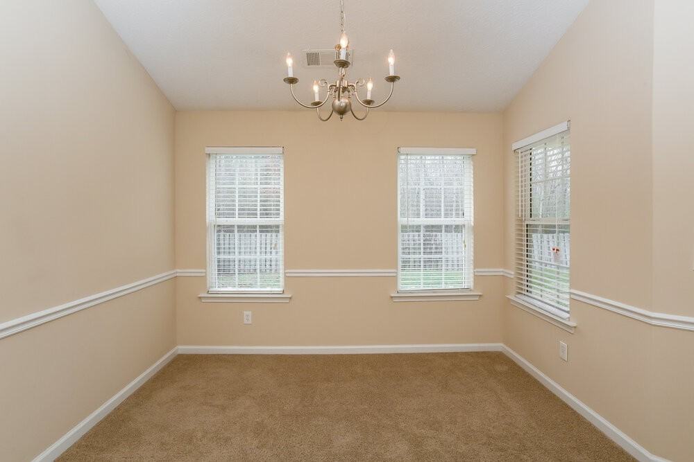 325 Grover Turner Way - Photo 4 of 15