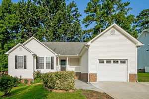 featured image of 203 Zircon Ln