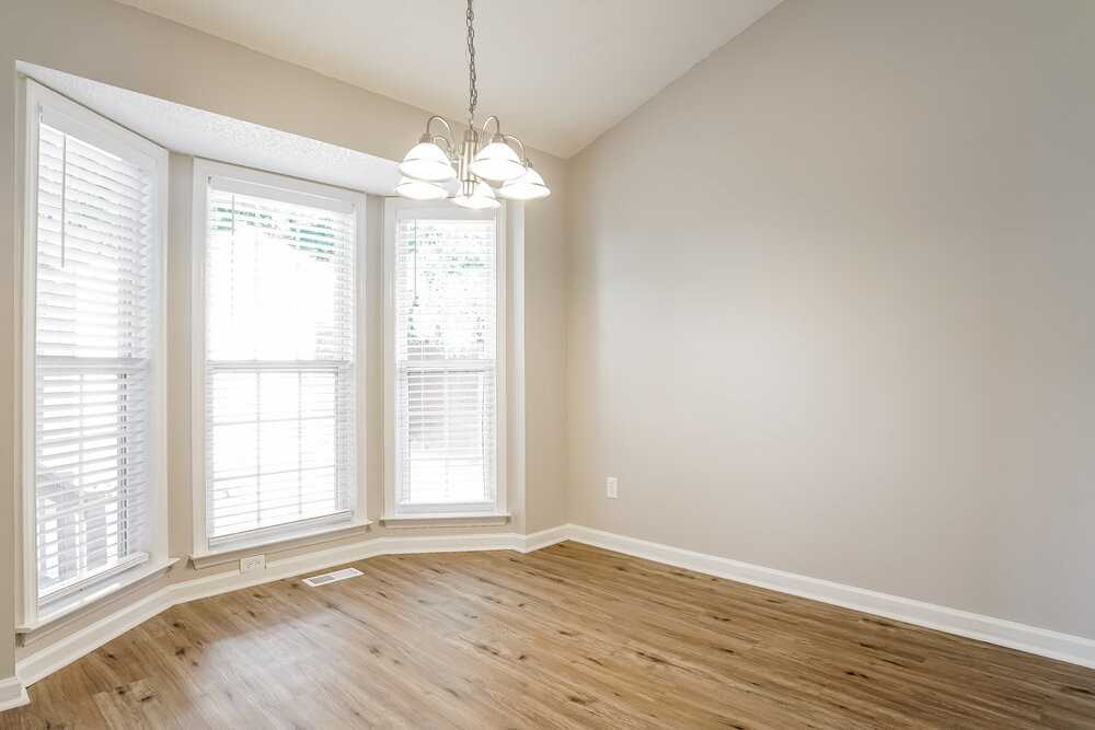 203 Zircon Ln - Photo 6 of 16