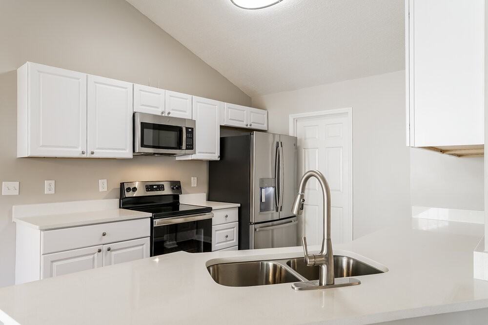 203 Zircon Ln - Photo 7 of 16