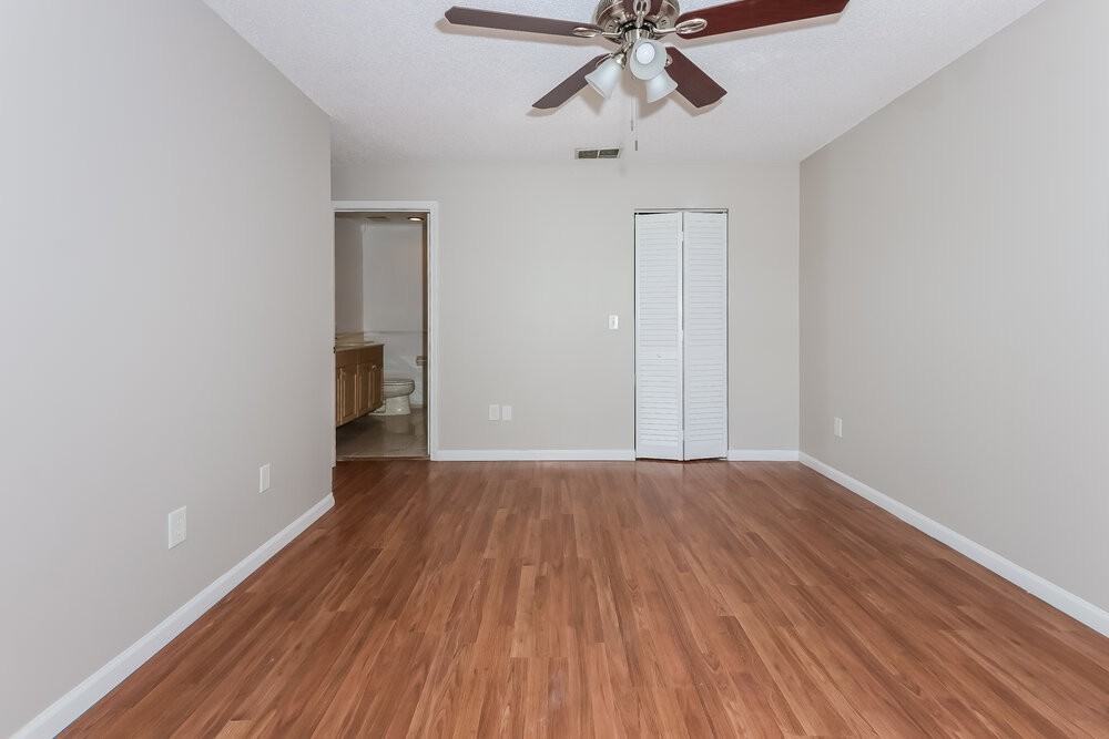 5537 Pebble Brook Ln - Photo 7 of 14