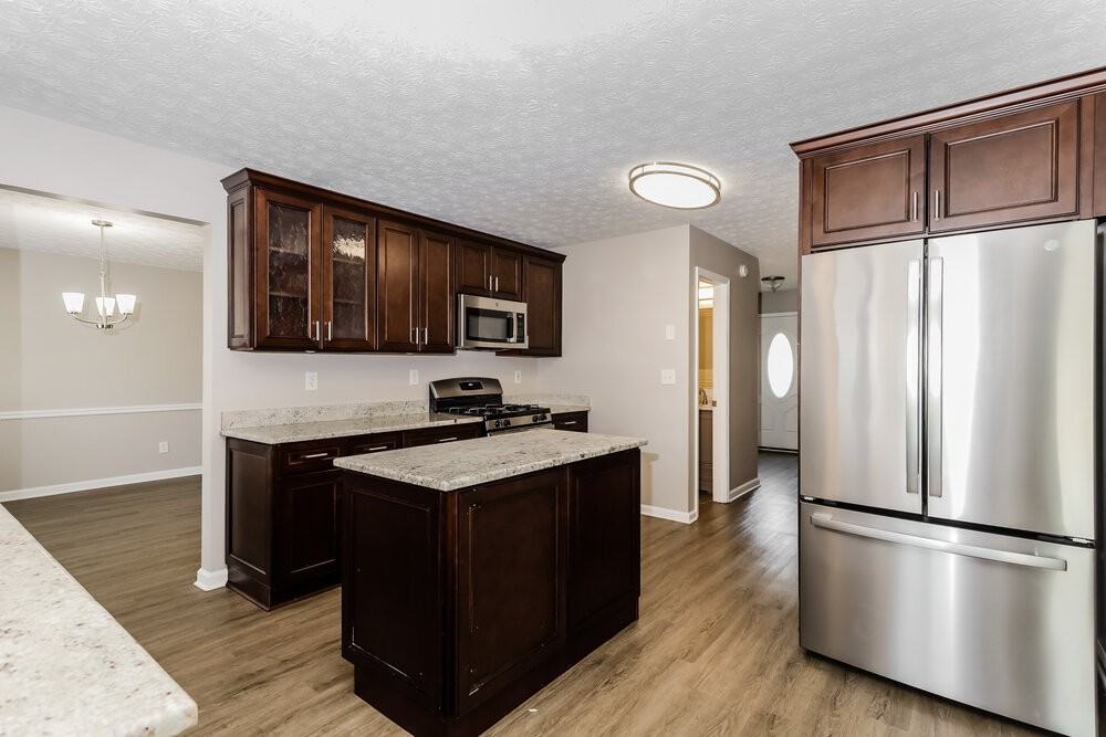 2517 Mead Ct - Photo 7 of 17