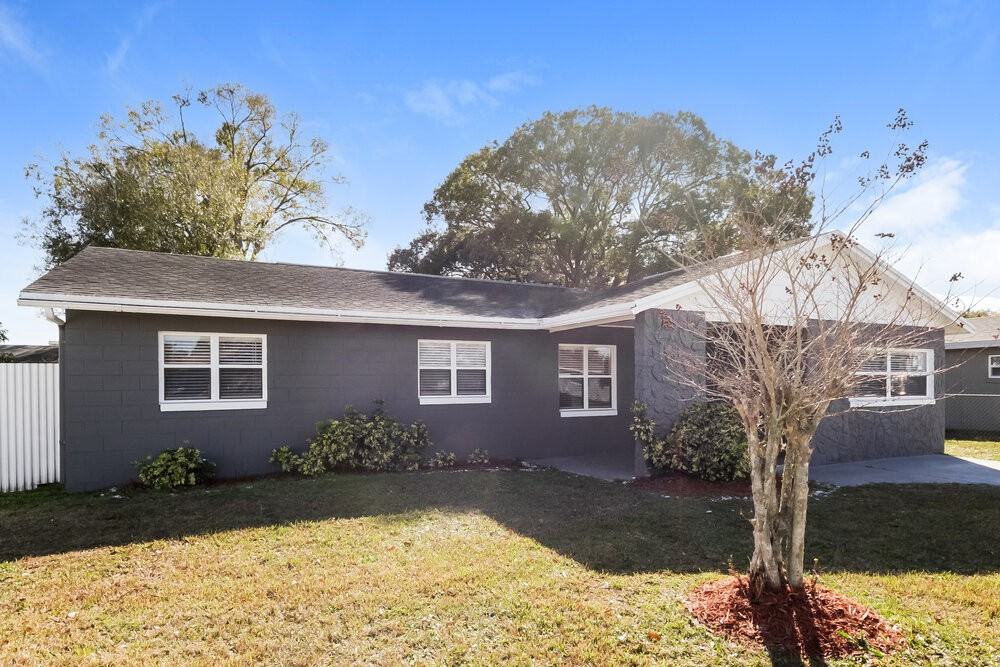 2022 Valencia Cir - Photo 3 of 16