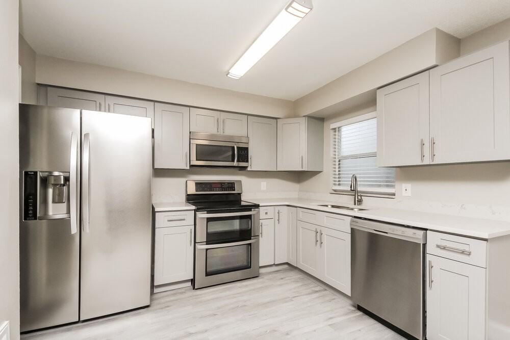 2022 Valencia Cir - Photo 6 of 16