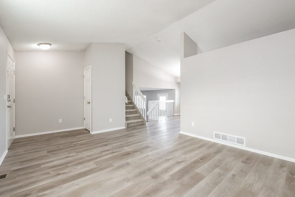 19871 E Stanford Ave - Photo 5 of 18