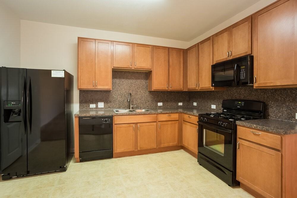 8119 Almera Falls Dr - Photo 6 of 16