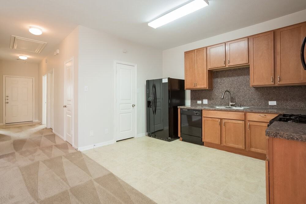 8119 Almera Falls Dr - Photo 7 of 16