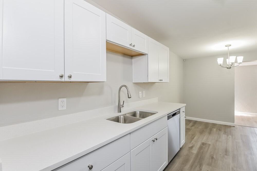 6761 E Fayette St - Photo 6 of 16