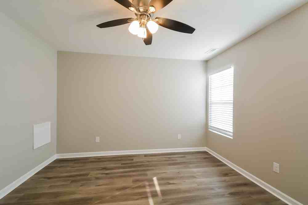 138 Johnston Farms Dr - Photo 6 of 16