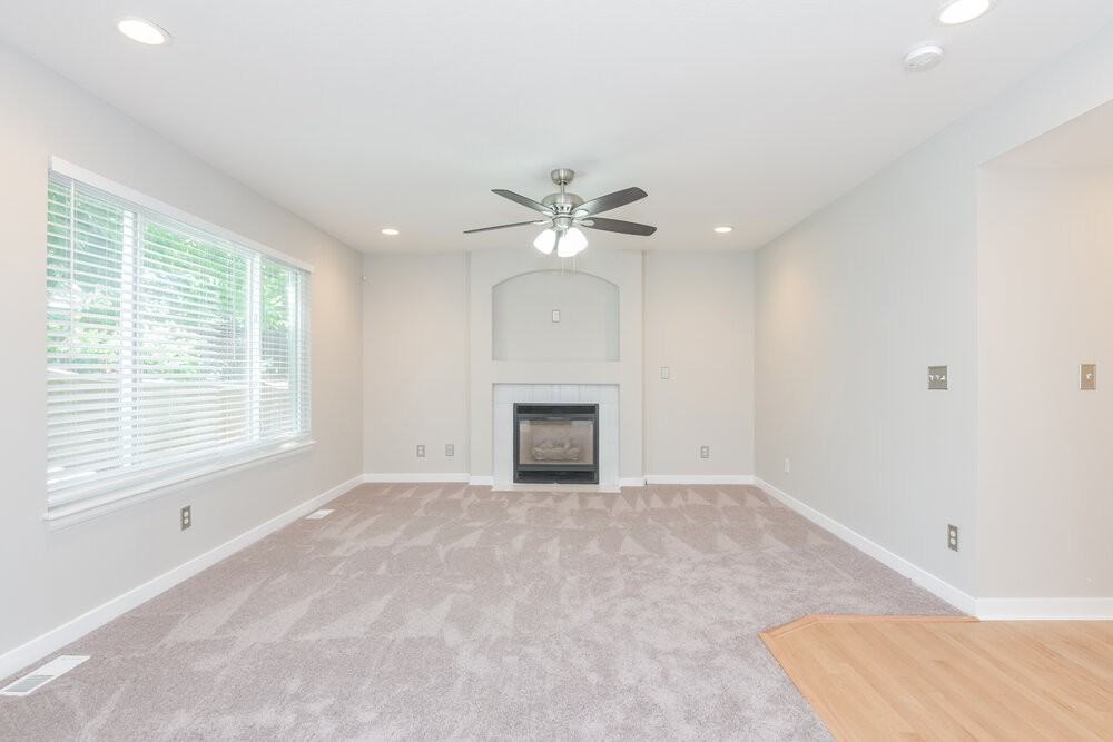 10319 Woodrose Ln - Photo 6 of 18