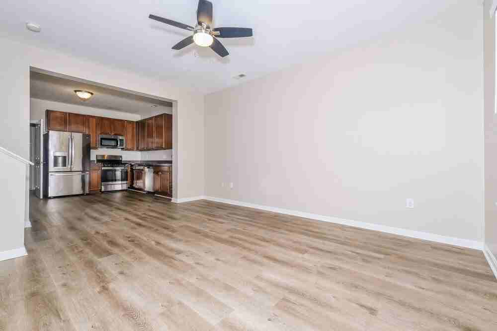 6137 Prairiefire Ave - Photo 6 of 17