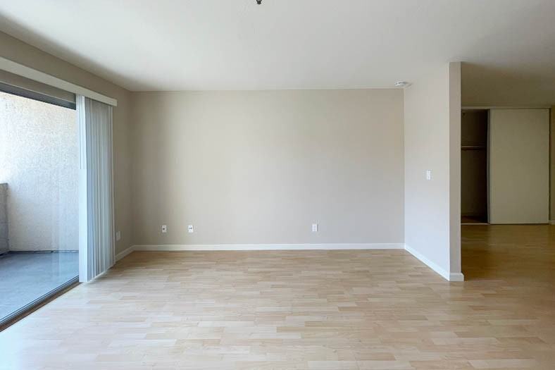 408 Grant Ave #102 - Photo 3 of 11
