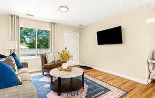 featured image of 18459 Sharon Ln