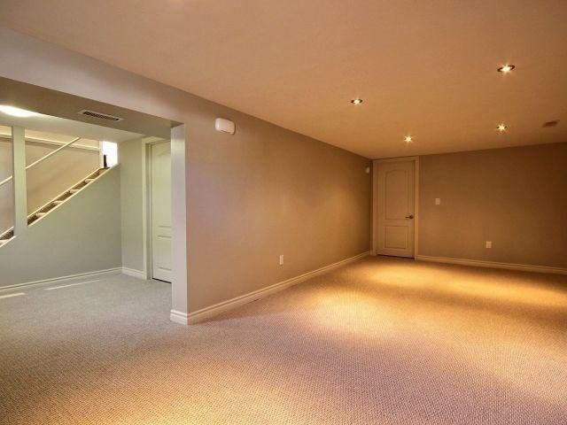 105 Harold Avenue - Photo 3 of 7