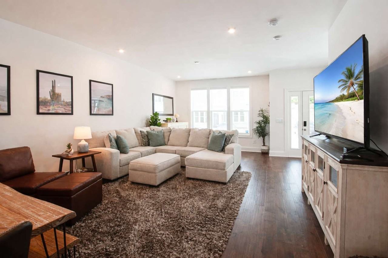 500 Creative Way #1051678P - Photo 2 of 25