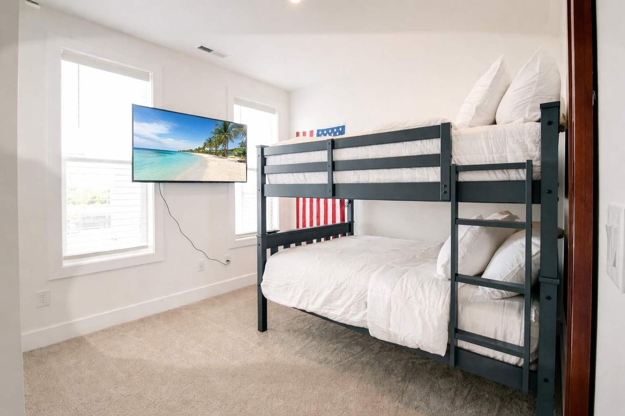 500 Creative Way #1051678P - Photo 4 of 25