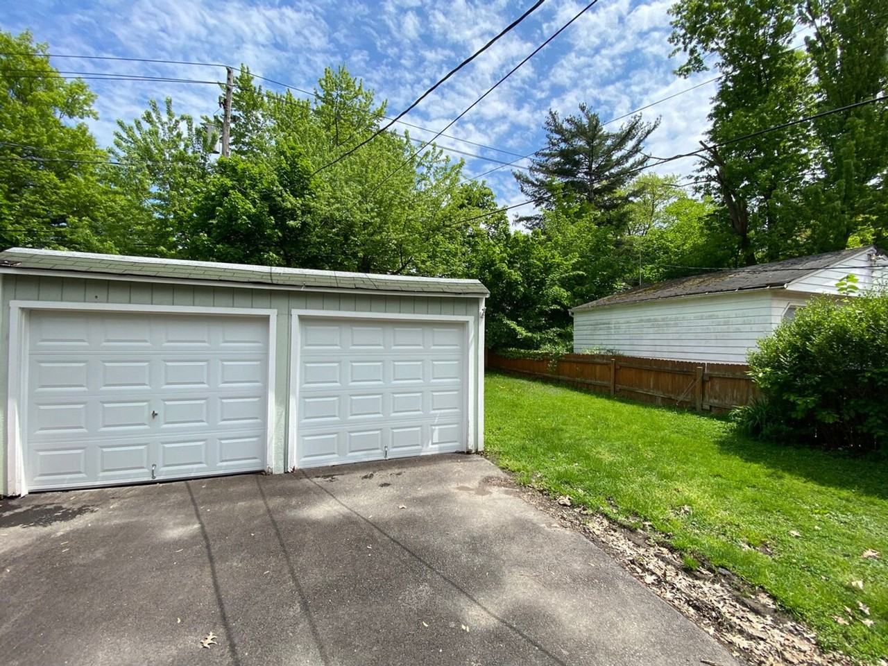 2334 Noble Rd #1057670P - Photo 6 of 22