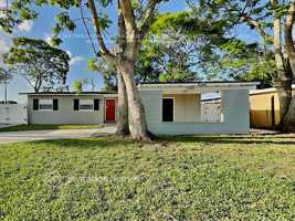 featured image of 7803 Sun Vista Way