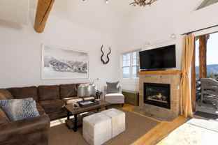 7 Saddle Ridge Rd - Photo 1 of 1