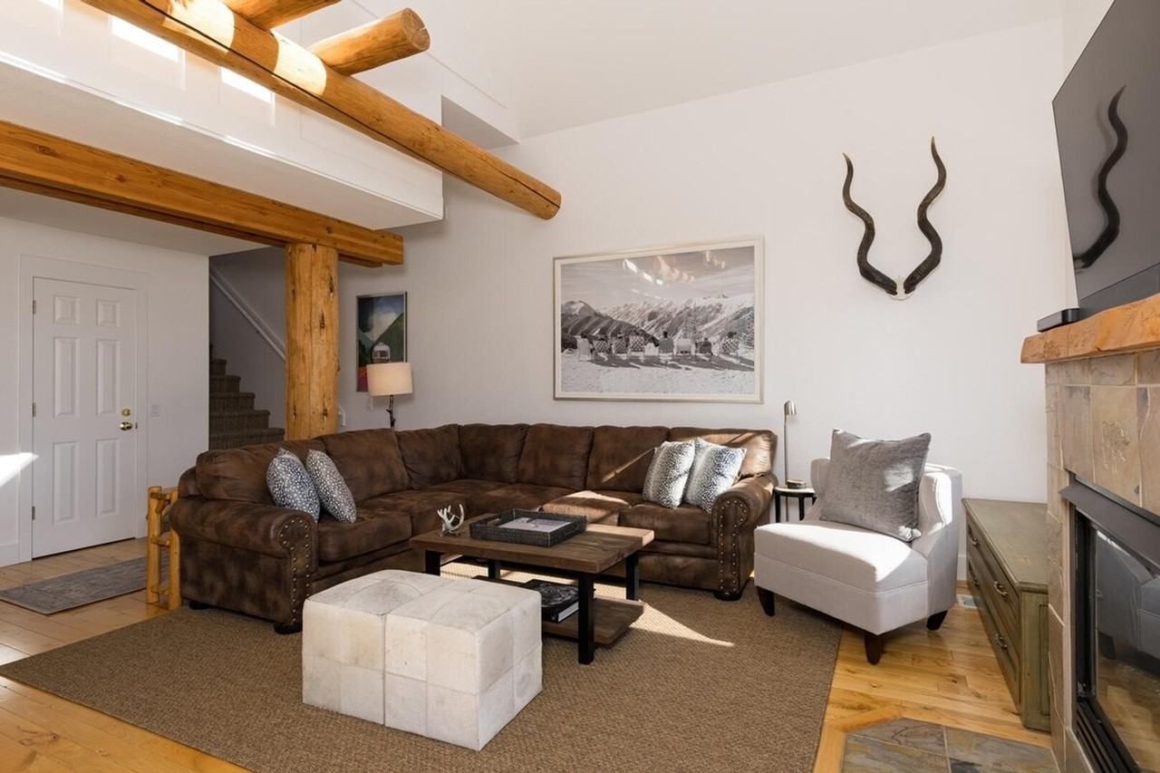 7 Saddle Ridge Rd #1255647P - Photo 2 of 42