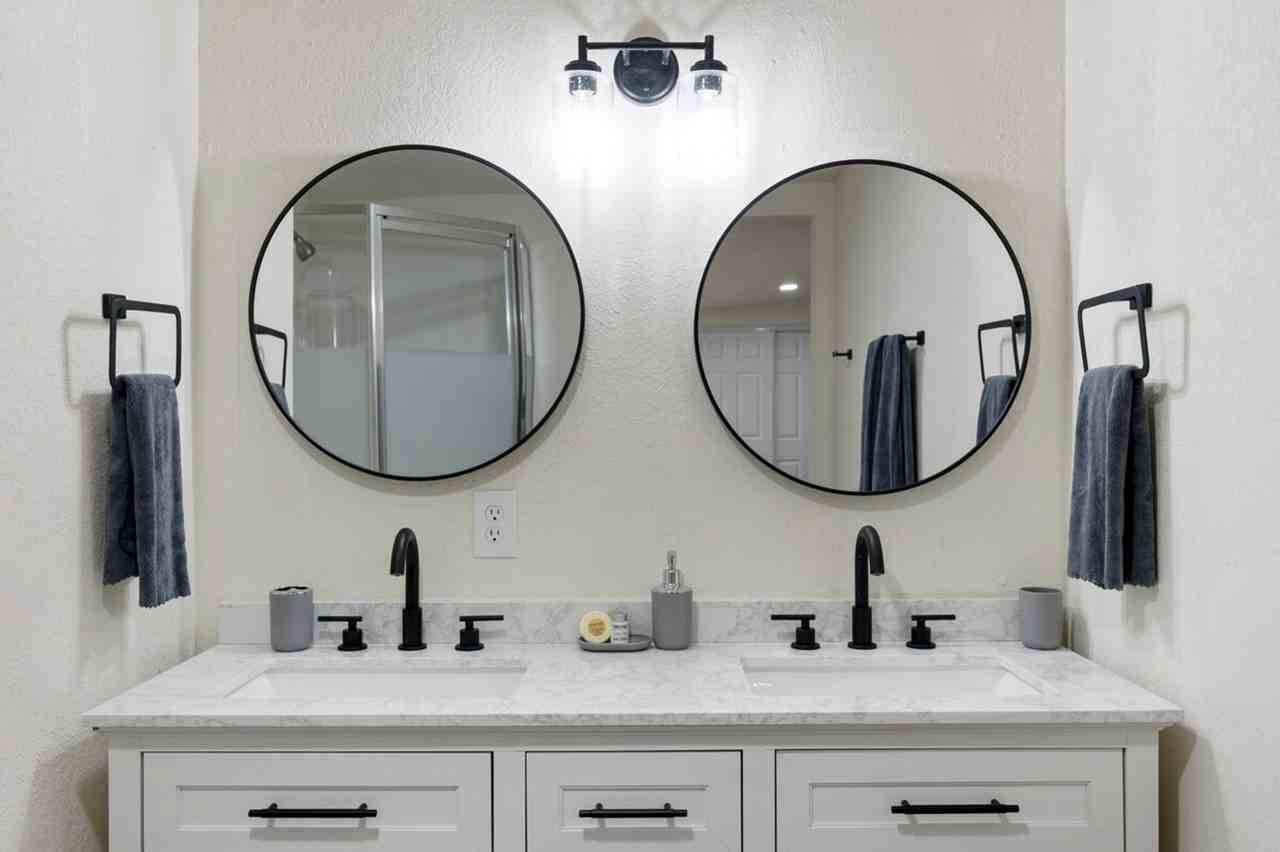 4005 W Lincoln St #1244312P - Photo 6 of 17