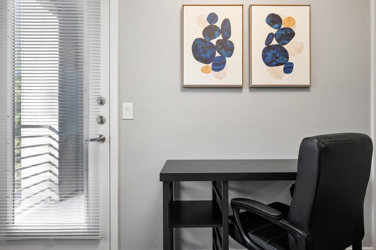 14 W Villa Rita Dr #1244300P - Photo 4 of 35