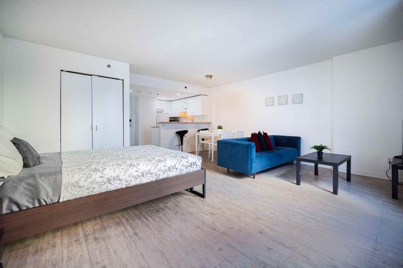 1121 Rue De Bullion #1261768P - Photo 4 of 24