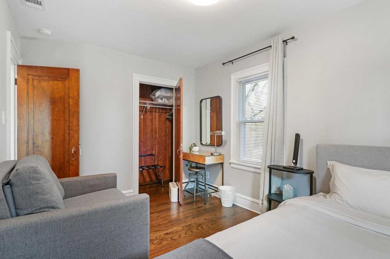 1317 N Jackson St #1265539P - Photo 6 of 24