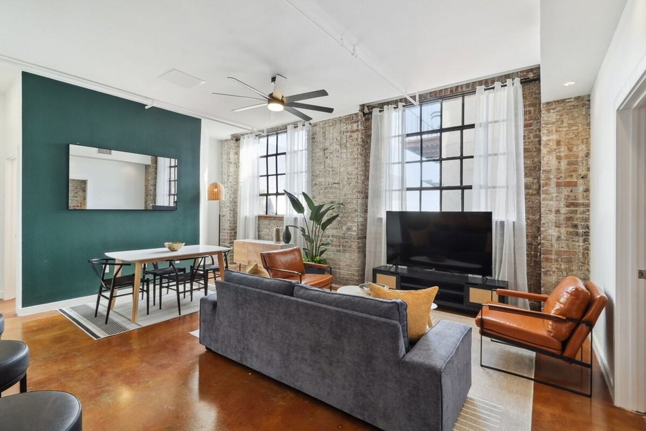 527 Saint Joseph St #1265373P - Photo 3 of 26