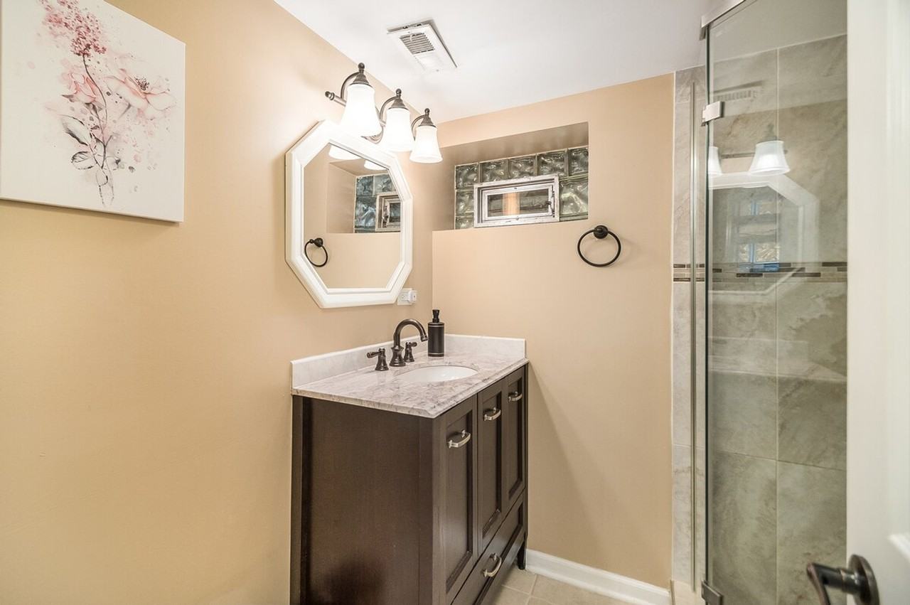 356 W Morris Ave #1285088P - Photo 3 of 23