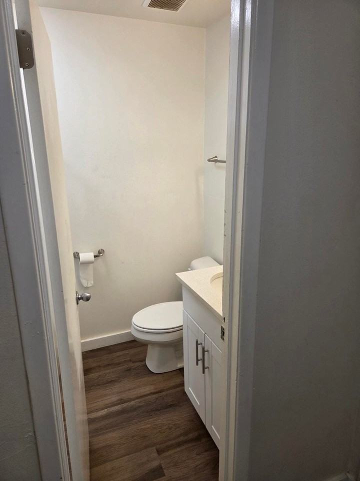 626 Jack Stephens Drive - Photo 5 of 37