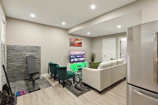581 West Park Dr - Photo 1 of 1