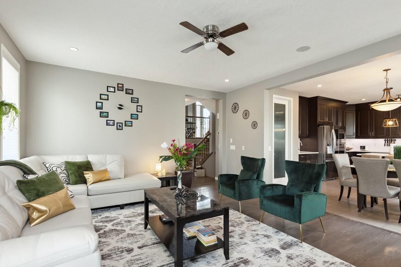 581 West Park Dr #1310540P - Photo 4 of 45