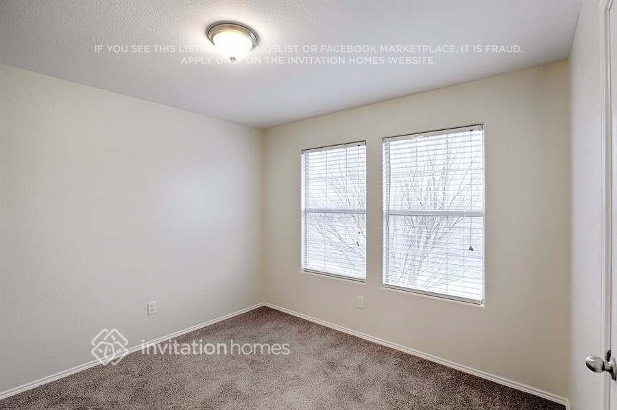 11748 Netleaf Ln - Photo 6 of 11