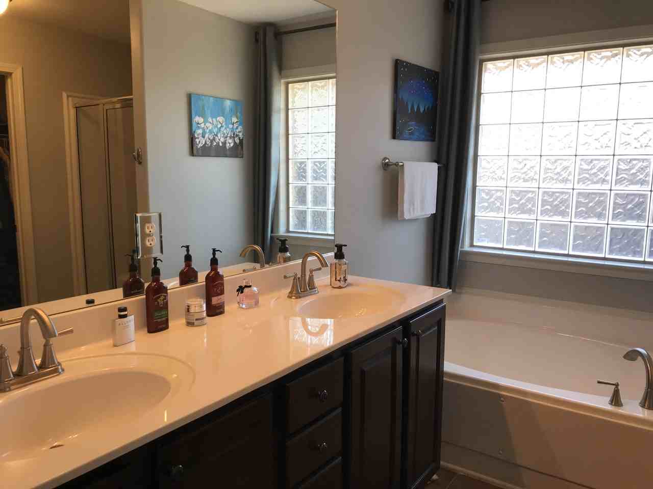 126 Kenton Ln #0 - Photo 6 of 8